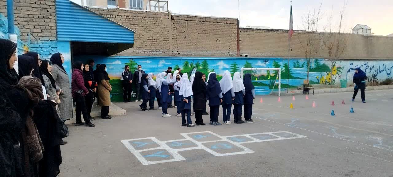 کارگاه آموزشی مدرسه حیات «حلقه‌های یادگیری تربیت‌بدنی» در مدرسه شهید احمد خاقانی شهرستان شیروان