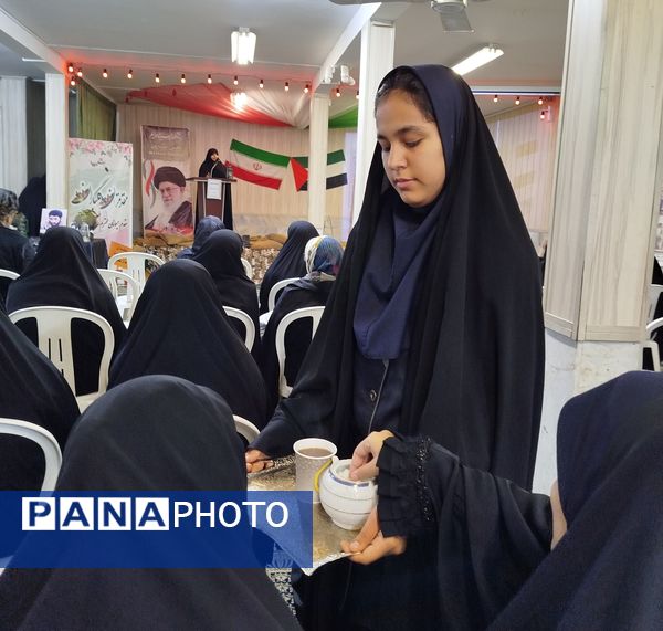 یادواره شهدا در دبیرستان شاهد فاطمیه مشهد