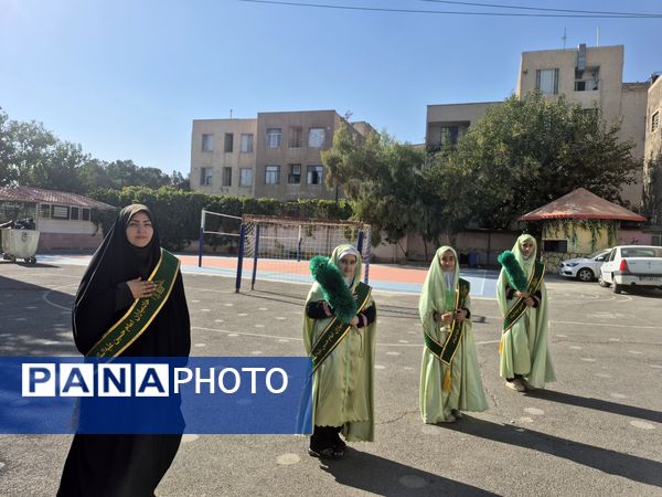 آیین افتتاح طرح مصباح الهدی با عطر پرچم حسینی در دبستان هدی