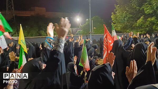 نوجوانان و محرم، بازخوانی درس آزادگی در روزگار پر خبر امروز