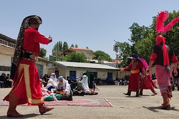 مراسم شبیه خوانی روز عاشورا در شهرستان طالقان