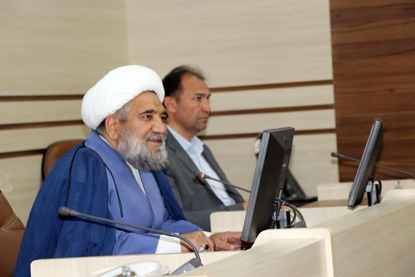  تاکید امام جمعه سملقان بر توجه به الگو های اسلامی در مدارس