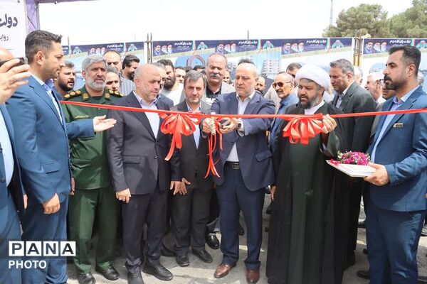 آیین افتتاحیه خانه کشتی و ورزش‌های رزمی شهید حاجی زاده در کهریزک 