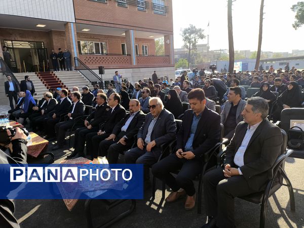 افتتاح هنرستان شهید یاریجانی با حضور یومیکو ایشیکاوا، نماینده سازمان ملل متحد