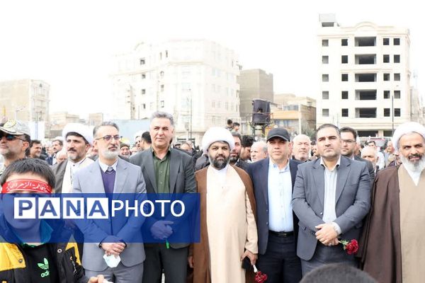 حماسه حضور مردم غیور باقرشهر و کهریزک در راهپیمایی ۲۲بهمن