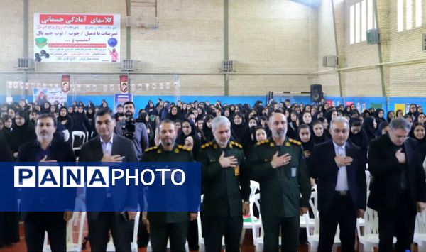 روشنایی یاد شهدا در دل نوجوانان بندر گز