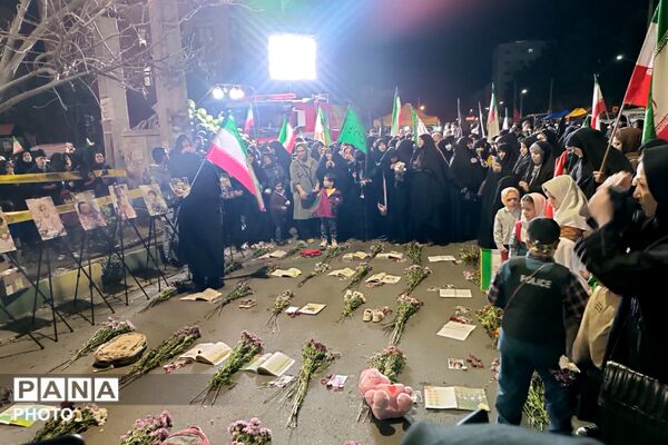 اجتماع با شکوه شهرستان ملارد در چهلم شهدای میناب