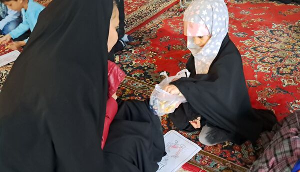برپایی غرفه کودک در حاشیه نماز جمعه شهرستان کاشمر 