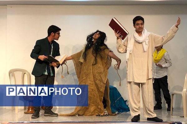 مراسم تقدیر از معاونان و مربیان پرورشی ناحیه 2 شهرری 