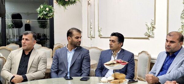 آیین تجلیل از خبرنگاران و اصحاب رسانه در محمودآباد