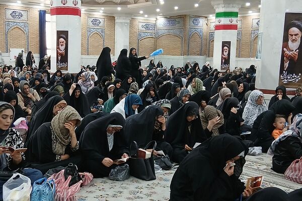برگزاری مراسم پرفیض دعای عرفه در مصلی باقرشهر 