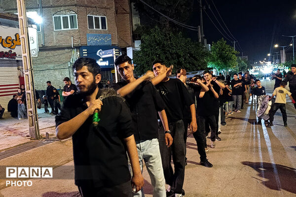 بجنورد یکپارچه در سوگ حسین(ع)