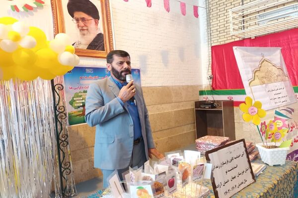 آیین اختتامیه کانون یاریگران زندگی در دبستان آزاده بهبهان