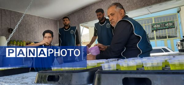 آئین‌های سنتی عزاداریِ ‌روز تاسوعا‌ در شهر وردنجان