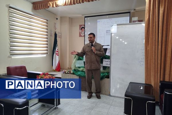 نشست بصیرتی با رویکرد انتخابات در آموزش و پرورش رودهن 