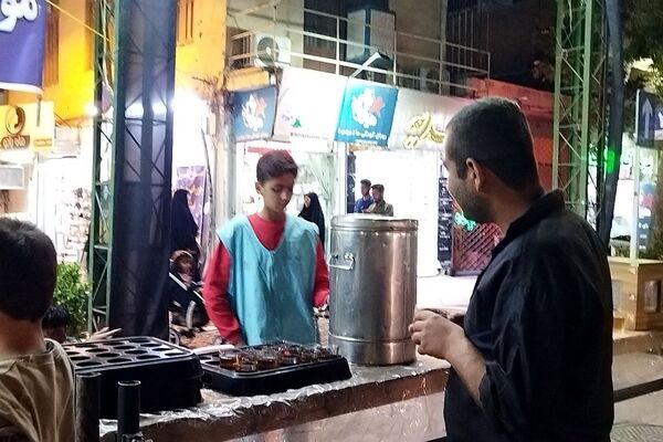 موکب مردمی شهید مصطفی صدر زاده در هشتاد و دومین شب 