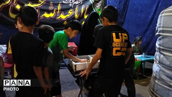 موکب جبهه فرهنگیان نیشابور در چهارمین شب ماه محرم ۱۴۰۵