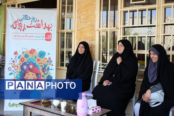 برگزاری انتخابات همیار مشاوران دبیرستان حضرت معصومه(س) ناحیه چهار کرج 