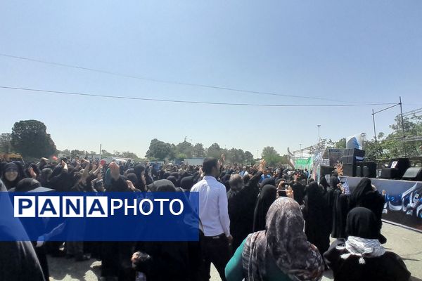 حضور همکاران فرهنگی آموزش و پرورش ملارد به حرم مطهر امام خمینی(ره) در سالروز ارتحال بنیانگذار جمهوری اسلامی