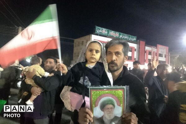  اجتماع باشکوه دانش‌آموزان پیشوا در میثاق با آرمان‌های رهبر شهید