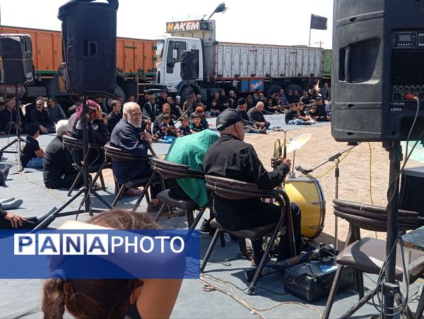 آیین استقبال از هیئت های عزاداری در روستای عشق آباد 