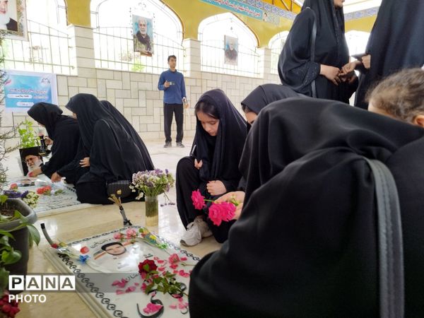 تجدید میثاق سفیران سلامت زاهدشهر با آرمان‌های شهدا