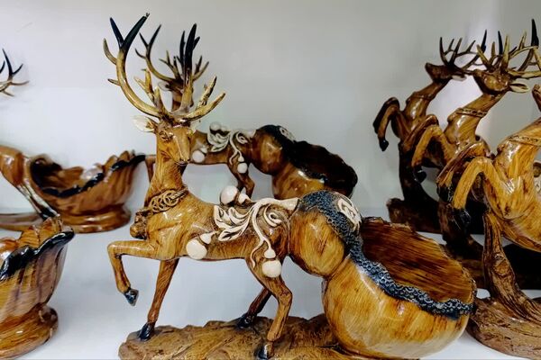 لالجین، نگین درخشان سفال ایران