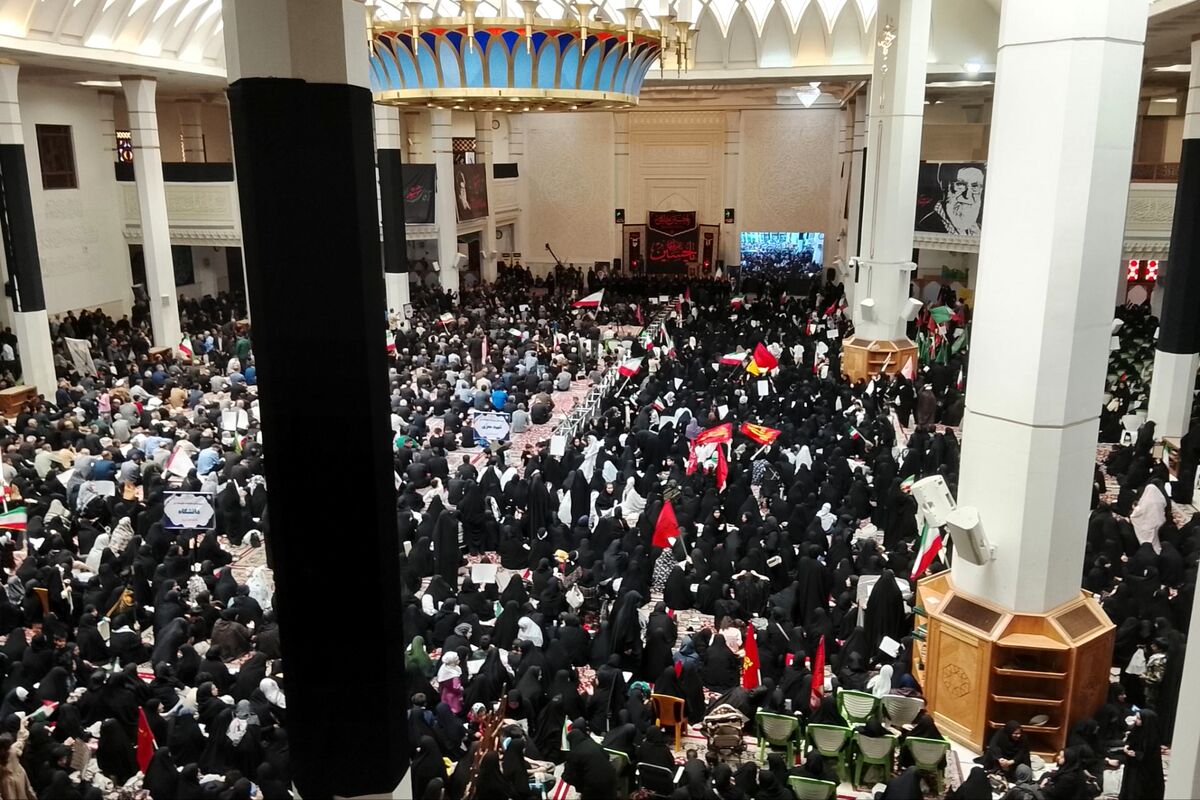 تجدید عهد با رهبری