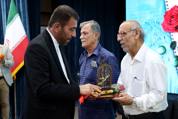 تجلیل از معلمان نمونه استان بوشهر 
