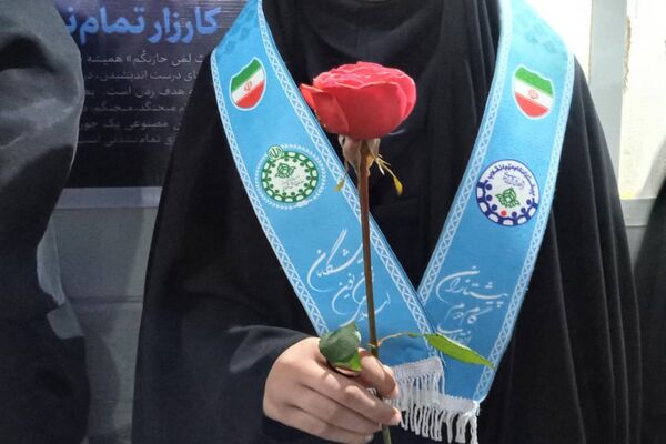 برگزاری آیین استانی «جشن نیکوکاری» در دبیرستان شاهد فاطمیه اهواز