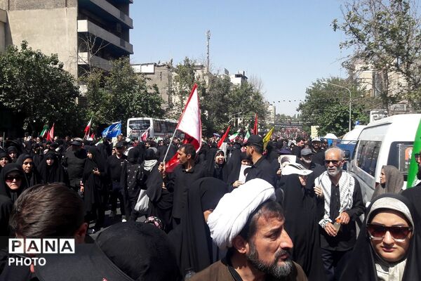 دومین روز مراسم بدرقه و وداع با رهبر شهید مقاومت