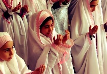 جشن تکلیف کلاس سومی‌ها در شهرستان تکاب