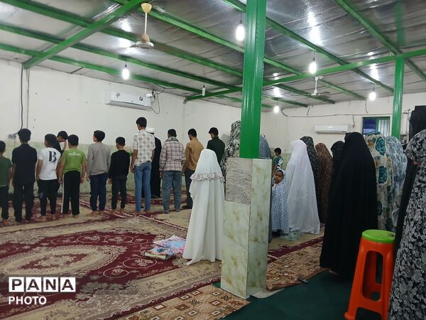 افطار و نماز جماعت روز پنجم ماه رمضان در حسینیه شهید جشاری