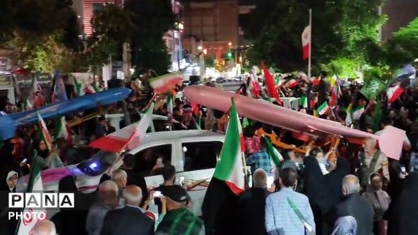 نمایش پهپاد شاهد ۱۳۶ در ساوجبلاغ