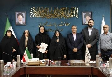 دیدار معاون رئیس جمهور در امور زنان با نخستین مدال آور دو و میدانی زنان ایران در آسیا