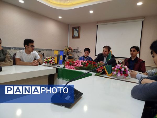 برگزاری جلسه هماهنگی تشکل های دانش‌آموزی دردبیرستان نمونه دولتی شیخ مفیدناحیه یک اردبیل 