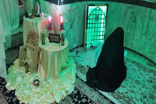 قاب‌هایی از خلوت عاشقانه دانش‌آموزان اسلامشهری در اعتکاف