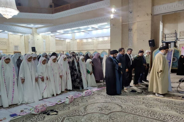 اعتکاف دانش‌آموزی دختران در مسجد پیامبر اعظم شهرک توحید شهرستان جم