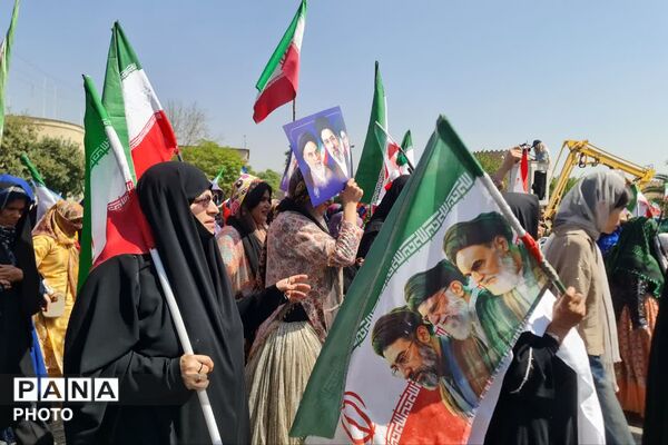 رزمایش ۱۵۰ هزار نفری جان‌فدایان ایران