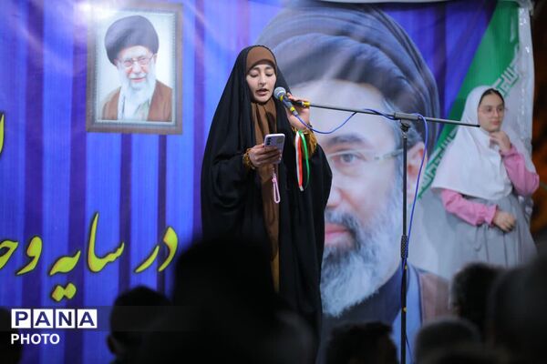 حضور حماسی مردم ساوجبلاغ در راستای تجدید بیعت با آرمان‌های انقلاب