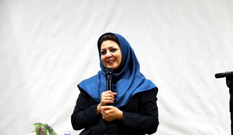شعر؛ آخرین پناهگاهِ تأمل در عصرِ سلطه تکنولوژی