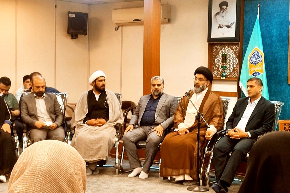  نخبگان پیشوا در کنار امام جمعه؛ تجدید عهد با آرمان‌های ۱۵ خرداد