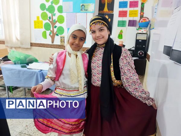 جشن فرشته‌ها در دبستان هدایت بابلسر