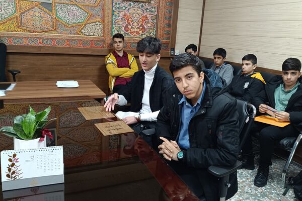 اولین نشست روسای شوراهای دانش‌آموزی پسران شهرستان شهریار