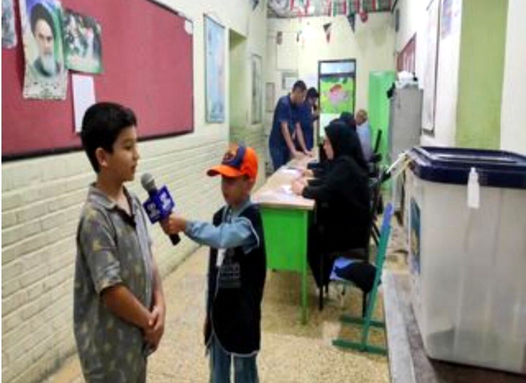 همراهی کودکان شیروانی با والدین در چهاردهمین انتخابات ریاست‌جمهوری