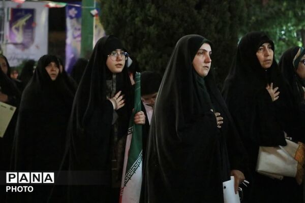 حضور دهه نودی و هشتادی‌ها در راهپیمایی ماهدشت