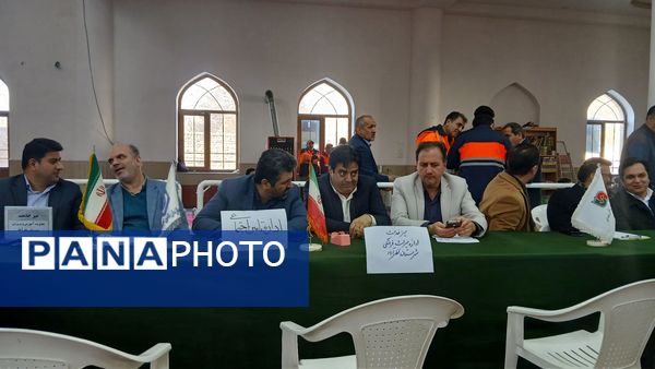 آیین وحدت‌بخش نماز عبادی‌ـ‌سیاسی جمعه شهرستان نظرآباد 