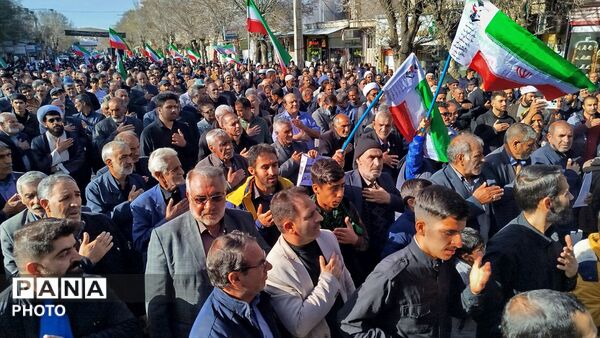 هم‌نوایی مردم نورآباد در سوگ ششمین اختر تابناک امامت