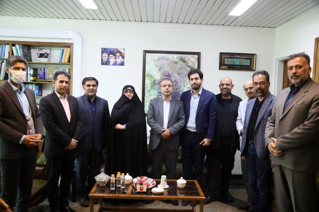 رسانه‌ها وجدان بیدار جامعه و رکن چهارم دموکراسی هستند