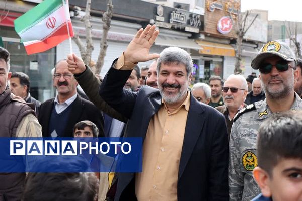 حماسه حضور مردم غیور باقرشهر و کهریزک در راهپیمایی ۲۲بهمن